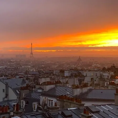 Astonishing View On Paris' Rooftops - Montmartre Appartamento
